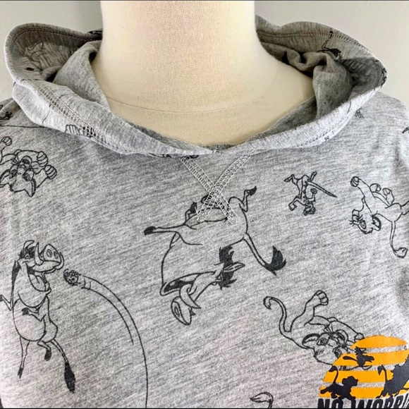 Lion King Hoodie 🦁👑🐗 - Picture 4 of 9